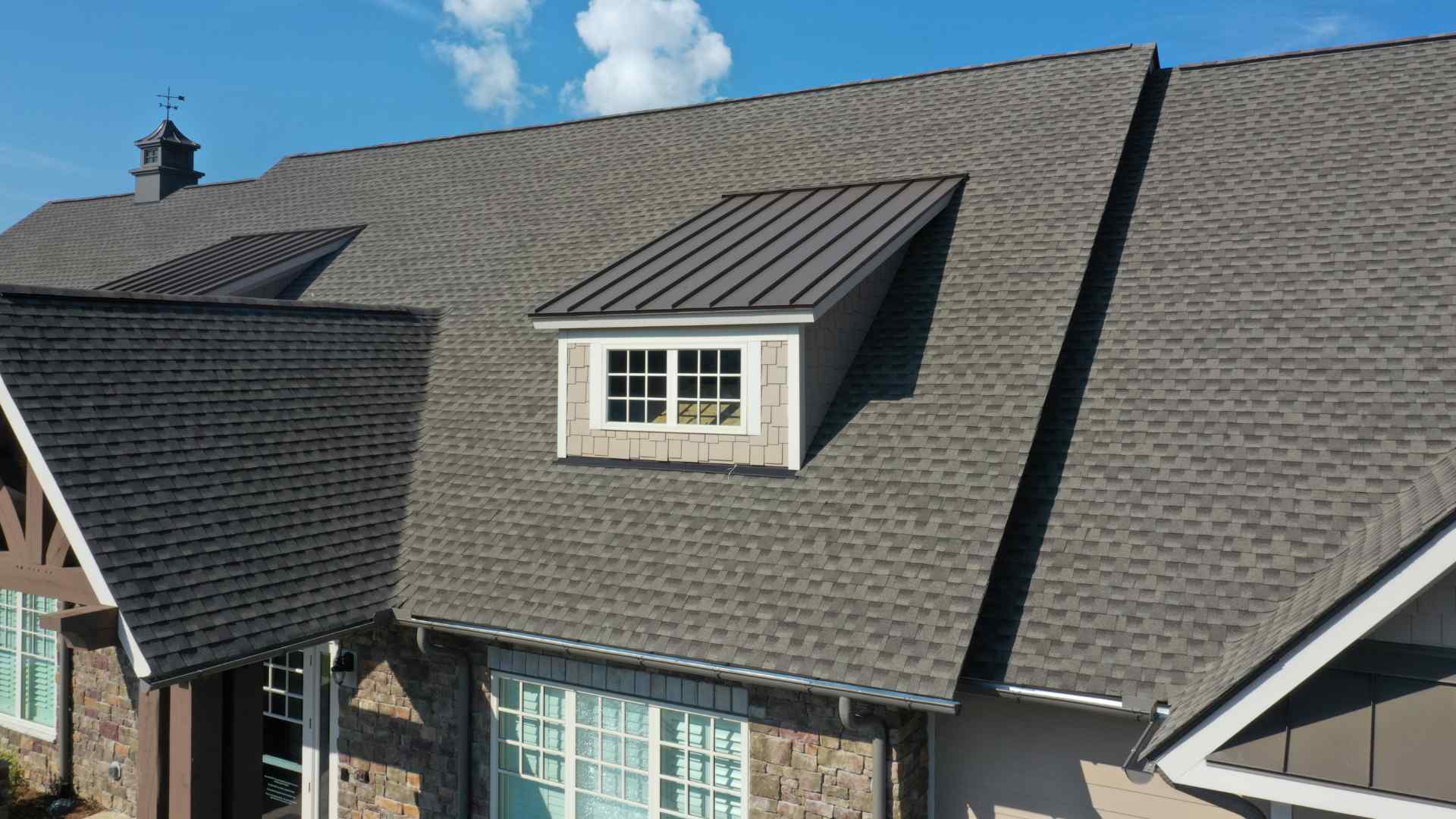 ROOFING COMPANY SERVING LOUISBURG KS AND MIAMI COUNTY KS